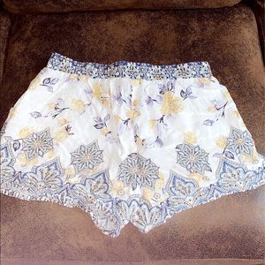 Bebop comfy floral shorts.